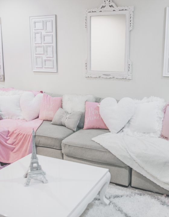 A Pretty & Pink Striped Accent Wall with Hgtv Home by Sherwin Williams