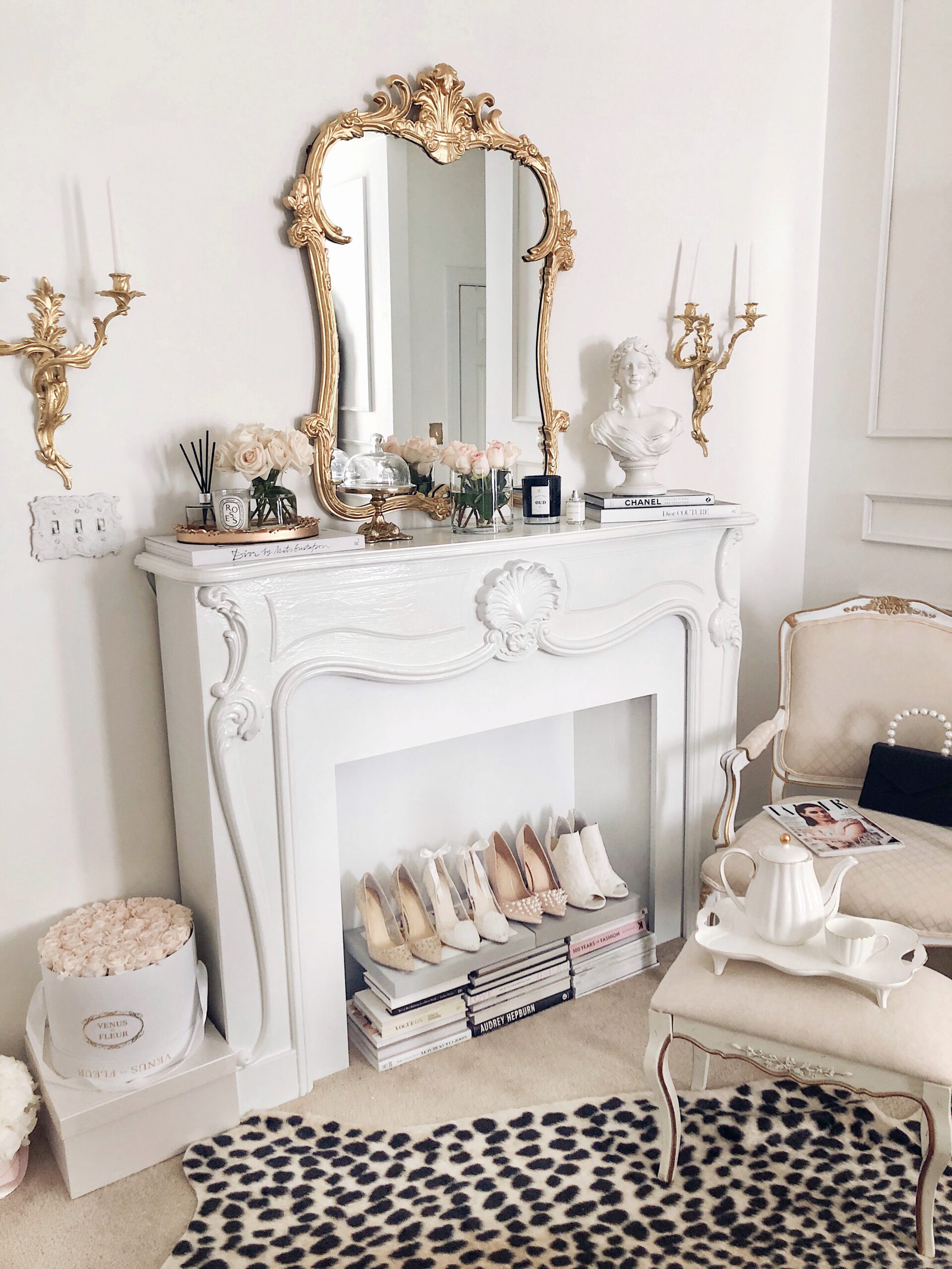 A Beautiful Parisian & Versaille Themed Bedroom Makeover_lexpyfrom_jadorelexiecouture