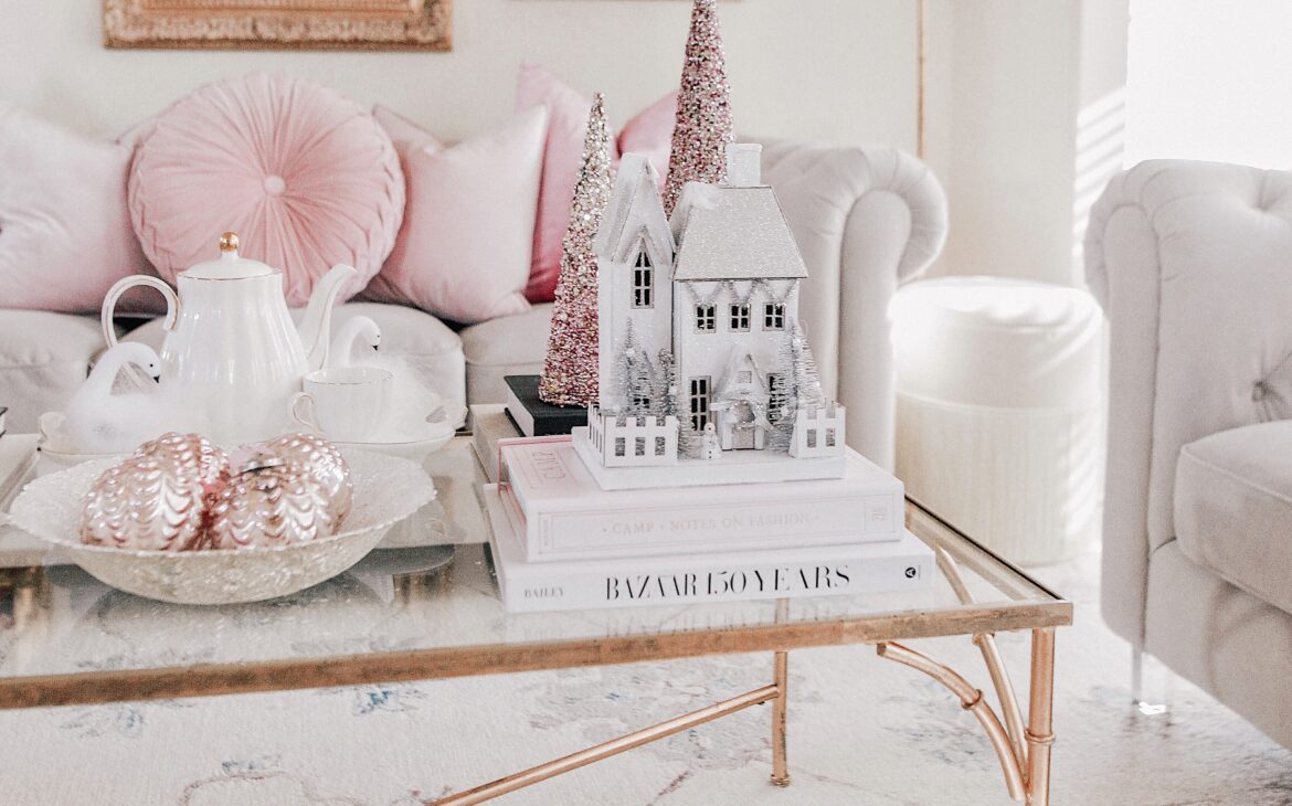 Marie Antoinette Vibes For This Darling Living Room Makeover – J